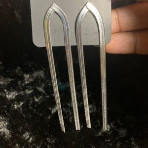 Very Viper Silver Earrings